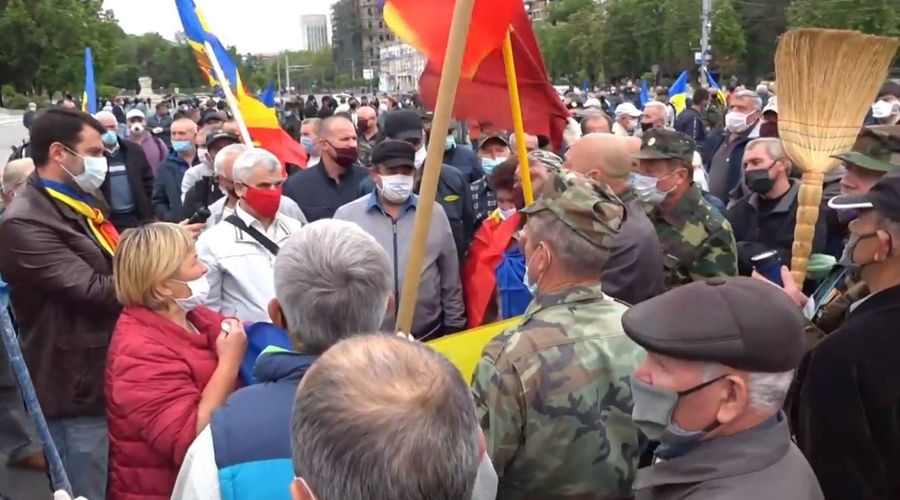 Протест ветеранов на Площади Великого Национального Собрания (LIVE)