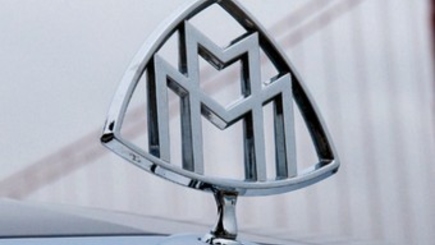 Богатые тоже плачут. На западе Москвы сожгли Maybach