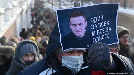 Навальный призвал привести в чувство 