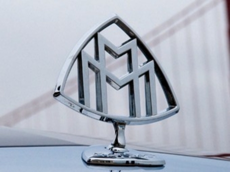 Богатые тоже плачут. На западе Москвы сожгли Maybach