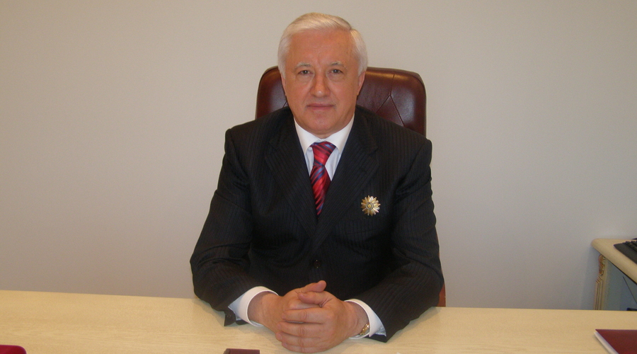 Дипломат, ученый, педагог