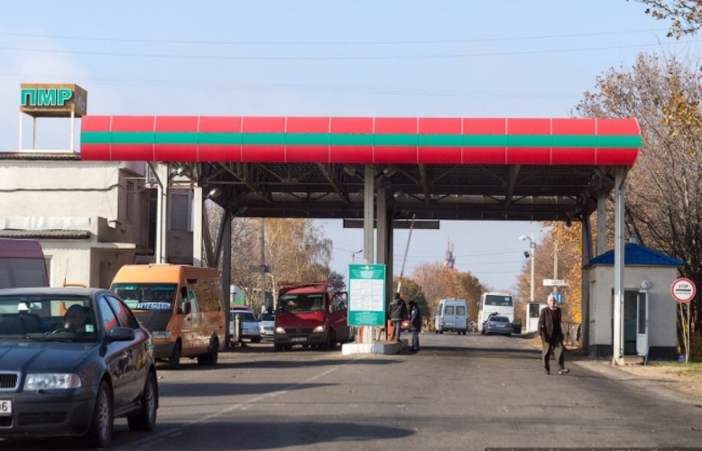 Упрощенный режим въезда через границу на Днестре будет действовать до 7 мая