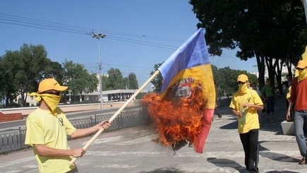 Что позволено американскому Юпитеру, не позволено русскому медведю?