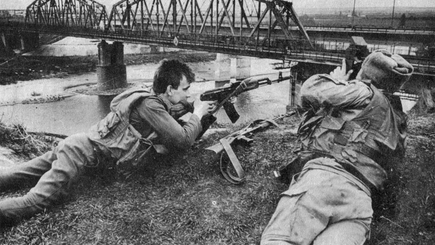 Ваши близкие были обмануты, убиты - и забыты. А их убийцы - смеются над вами