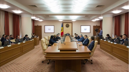 Кабмин утвердил новые меры по повышению эффективности Службы 112