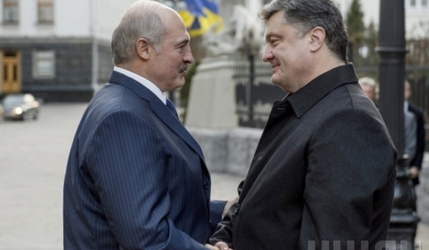 Лукашенко на встрече с Порошенко: «Надо будет от Беларуси что-то – скажи, мы тебе за сутки все сделаем»