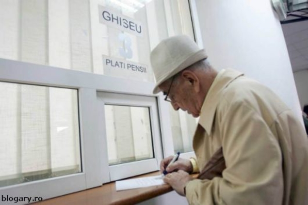 Около 450 тысяч пожилых людей получили увеличенные пенсии