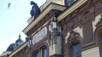 Жемчужина превращается в руины: реставрация Дома Херца в столице проведена с фатальными для строения нарушениями