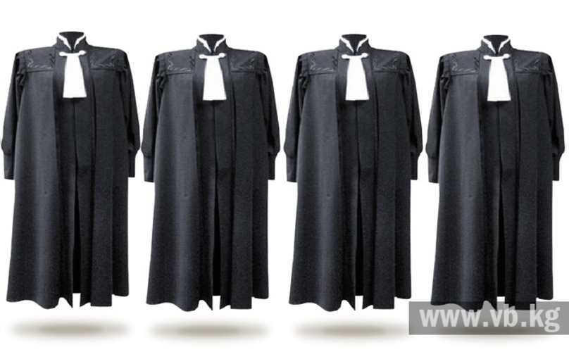 Взятка под мантией, или Реформа на фоне арестов