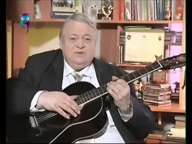 …Хоть в Москве живёт далёкой всё равно кишинёвец Он!..