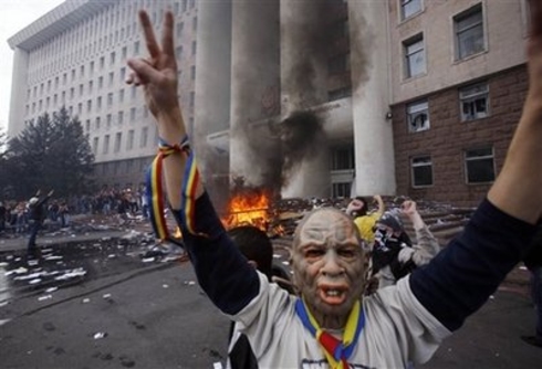 Комментарии к публикации коммунистического сайта OMEGA о событиях 7 апреля 2009 года.