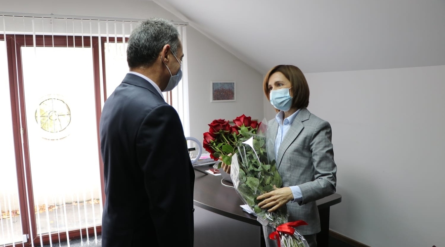 Посол Азербайджана передал Майе Санду письмо от президента Ильхама Алиева