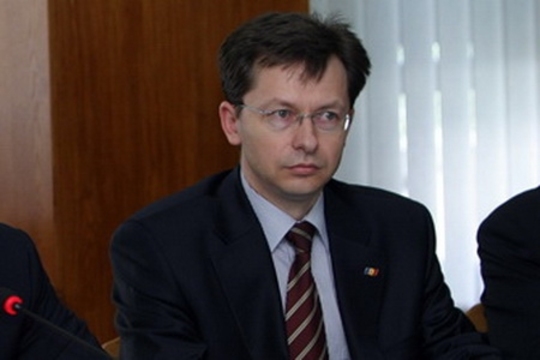 Министр финансов Вячеслав Негруца считает нормальным рост долга Республики Молдова