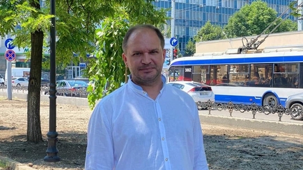 Забота о кишиневцах по-чебановски: закатанные в асфальт фонтаны и «лысые» городские улицы