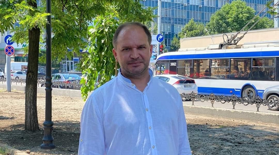 Забота о кишиневцах по-чебановски: закатанные в асфальт фонтаны и «лысые» городские улицы