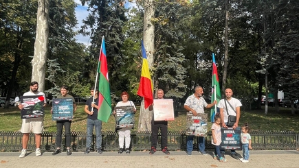 Азербайджанцы Молдовы выступают против минного терроризма Армении