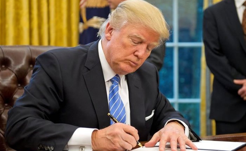 Трамп подписал закон о новых антироссийских санкциях