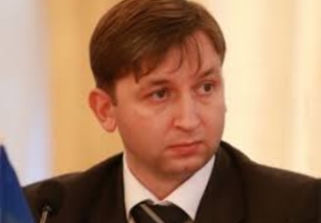 Коммунист Артур Решетников попал в ДТП