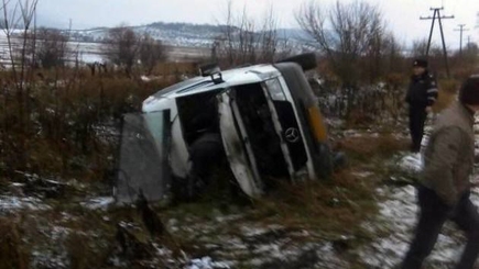 Перевернулся автобус с 16-ю пассажирами