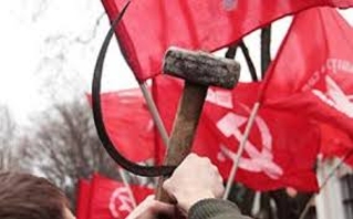 Поддержим протест коммунистов против закрытия школ!