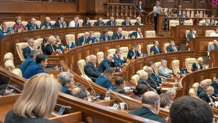 Всех люстрировать. Депутат ПСРМ предложил уволить глав ведомств олигархического режима