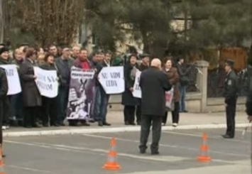 Откровения Гимпу: Молдавских депутатов поразила глухота