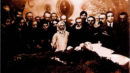 Марк Ткачук: «Почему Ленин до сих пор с нами?»