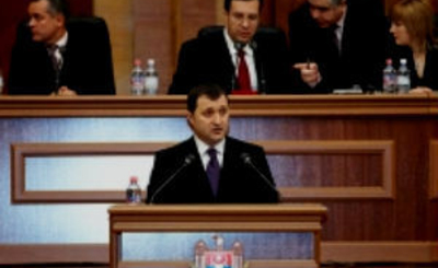 Филат потребовал отставки директора СИБ, генпрокурора и главы НКФР