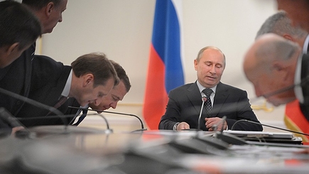 «Новое дворянство» России. Грозит ли Путину Сенатская площадь?