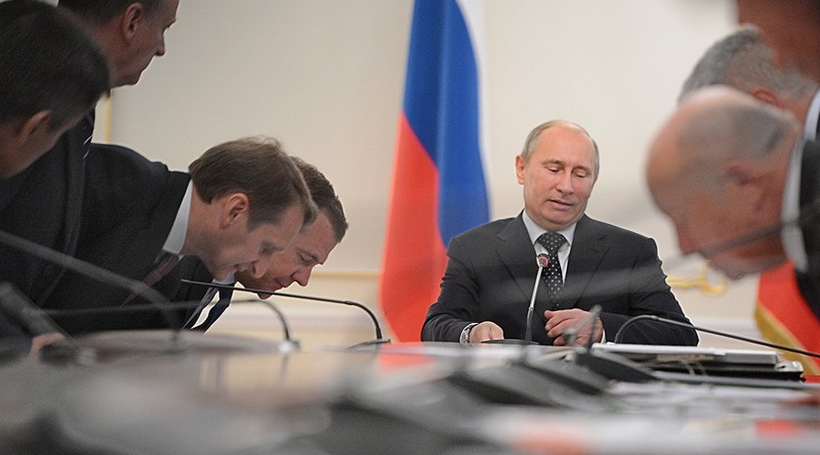 «Новое дворянство» России. Грозит ли Путину Сенатская площадь?