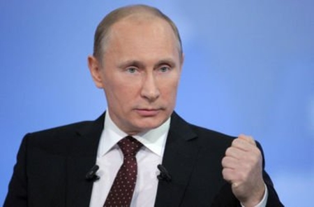 Путин: Крымские события продемонстрировали силу армии РФ