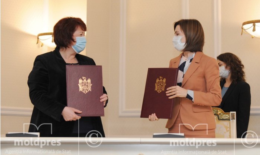 Глава государства подписала договор о партнерстве с Конгрессом местных властей Молдовы