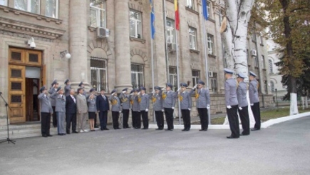 Парламент создал субкомиссию для контроля за СИБ