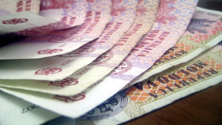 Слабеющий лей, добиваемый Нацбанком