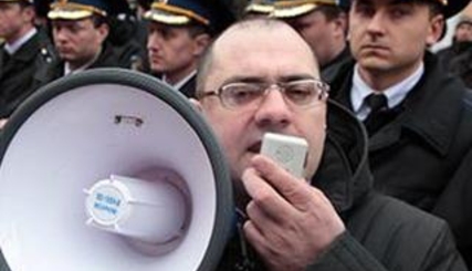 Александр Петков обменял партийный билет на место в списке партии Р.Усатого