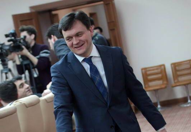 Вотум недоверия Речану отклонён парламентом