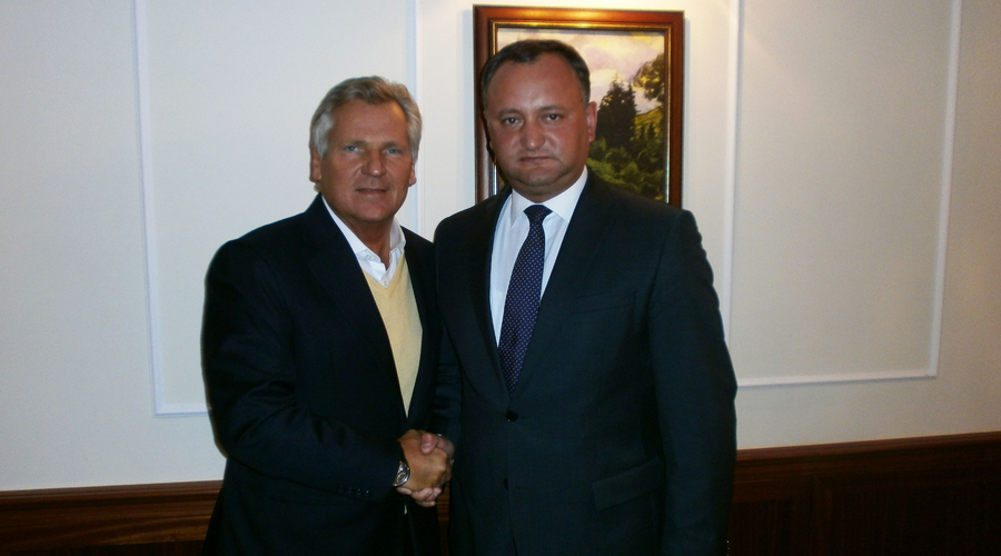 Întrevedere între Igor Dodon și Alexander Kwasniewski