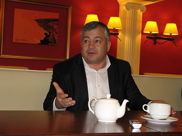 С    кем,  за  что и почему  борется Николай Дудогло