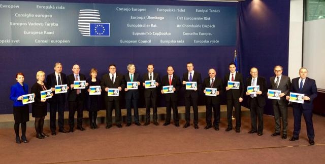 Четырнадцать министров иностранных дел Евросоюза требуют освободить Надежду Савченко.