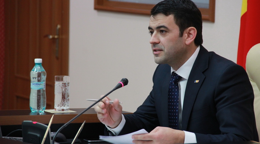 Габурич представит отчет о деятельности правительства за 100 дней работы