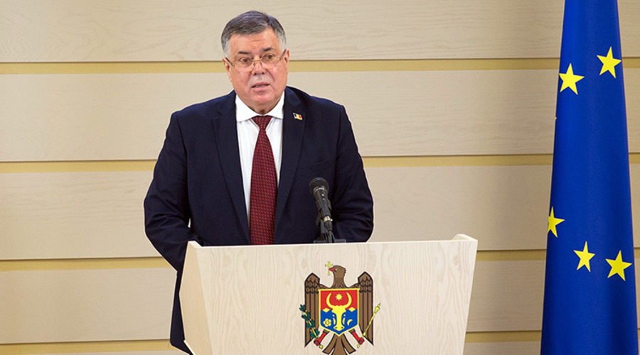 Юрие Реницэ о видео с Игорем Додоном и Владимиром Плахотнюком