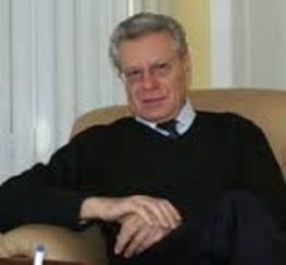 Петру Лучински: Властям следует больше общаться с людьми