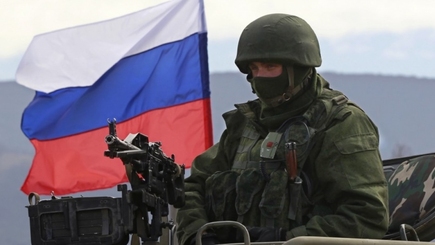 Большинство россиян уверены, что РФ — свободная страна, которую боится мир