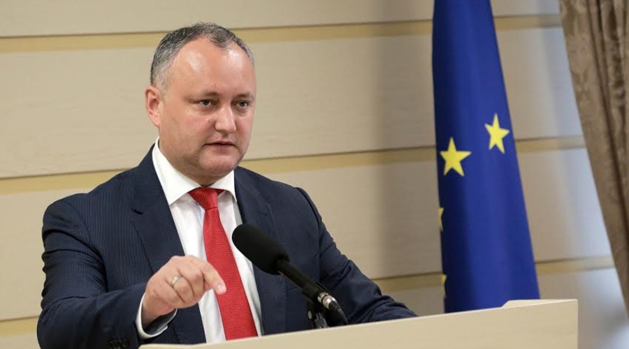 Президент благодарит Партию социалистов и обещает не подвести