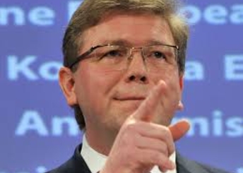 Фюле: Румыния и Болгария дискредитировали процесс евроинтеграции