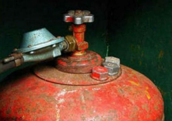Жителей столицы просят сообщать о тех, кто использует газовые баллоны