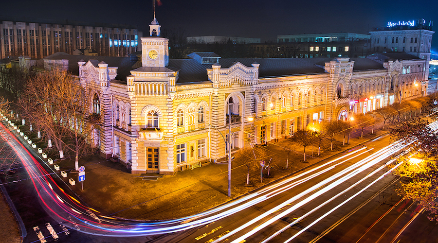 Ночная Молдова в фотографиях Александра Кирияк