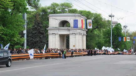 Георгиевская лента  длиной 365 метров!