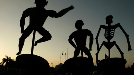 Царство политической имитации