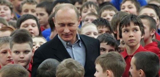 Добрый дедушка Путин...